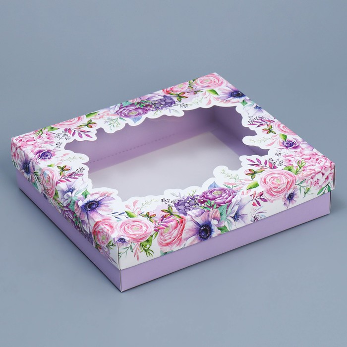 Коробка для сладостей с прозрачной крышкой 
